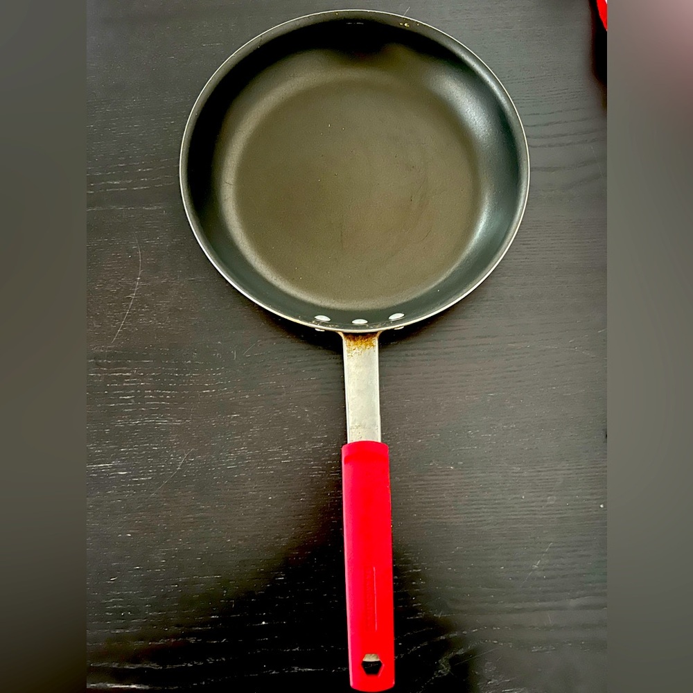 Tramontina 12” nonstick pan